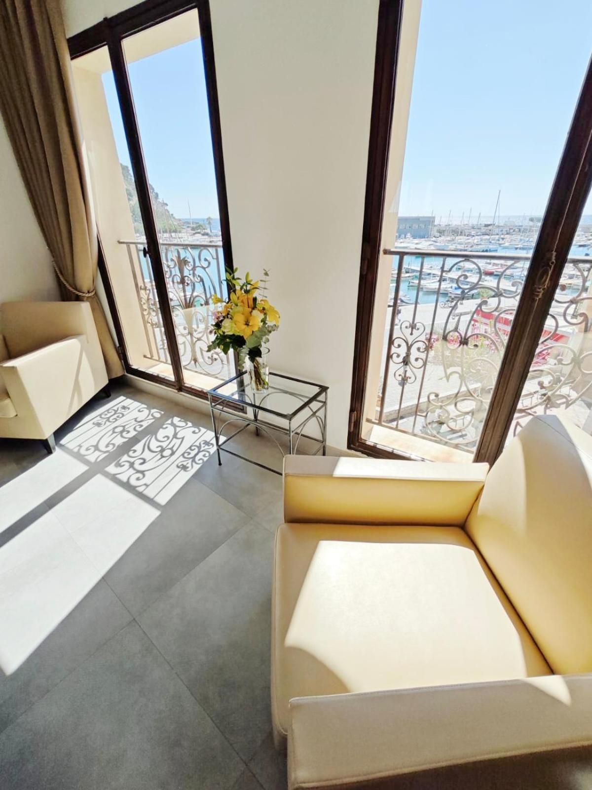Cassis Loc - Chambre Meublee ภายนอก รูปภาพ